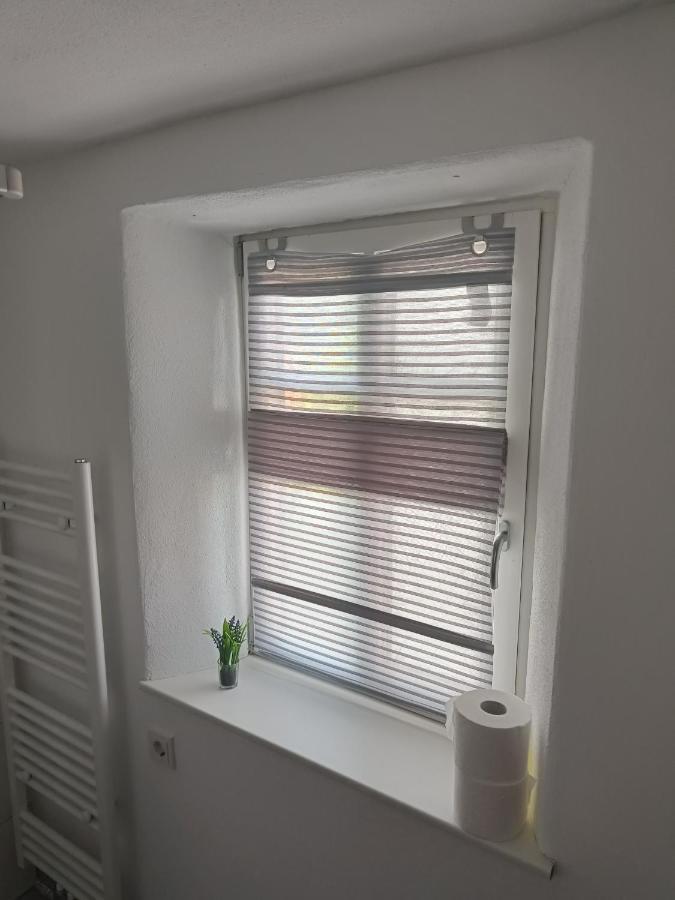 Apartments & Moeblierte Zimmer In Kahl Am Main, Kontaktloser Self Check-In, W-Lan, Schreibtisch, Duschbad, Kuechenzeile, Pkw-Plaetze Zewnętrze zdjęcie