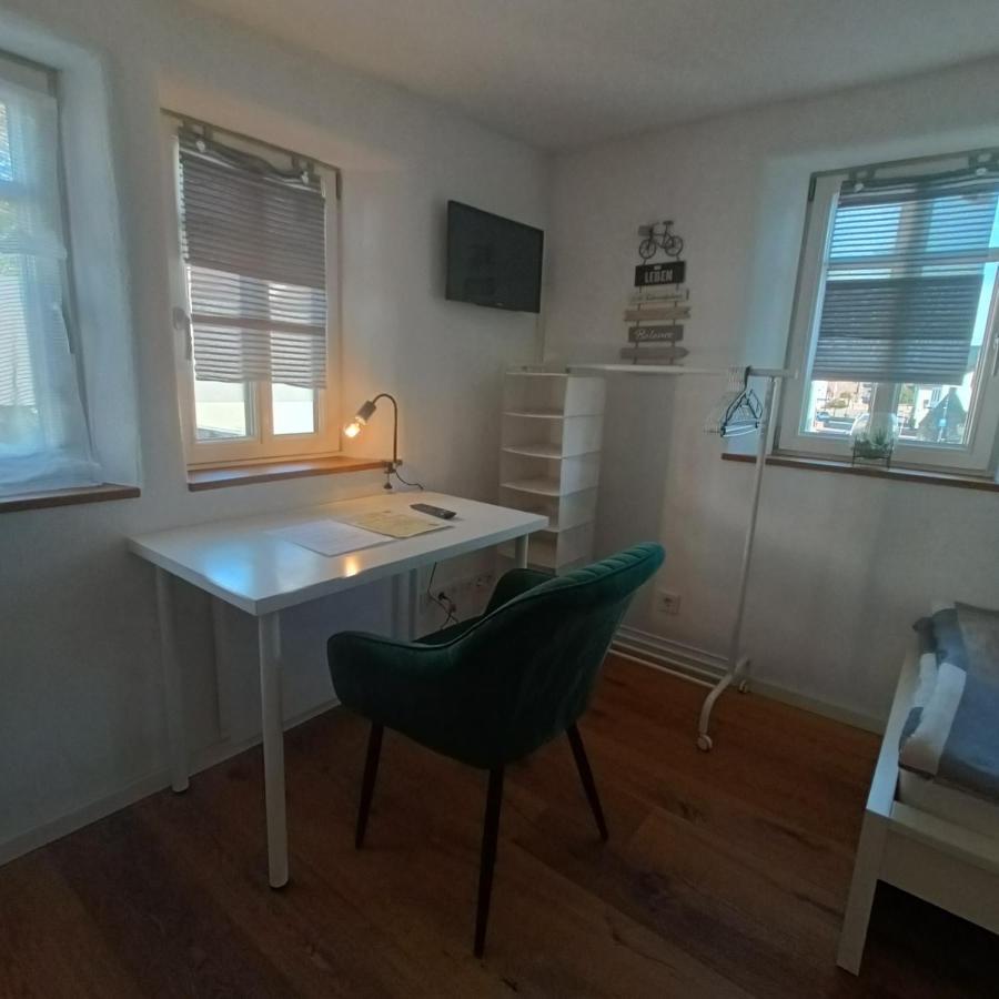 Apartments & Moeblierte Zimmer In Kahl Am Main, Kontaktloser Self Check-In, W-Lan, Schreibtisch, Duschbad, Kuechenzeile, Pkw-Plaetze Zewnętrze zdjęcie