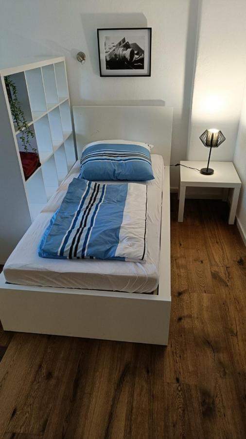 Apartments & Moeblierte Zimmer In Kahl Am Main, Kontaktloser Self Check-In, W-Lan, Schreibtisch, Duschbad, Kuechenzeile, Pkw-Plaetze Zewnętrze zdjęcie