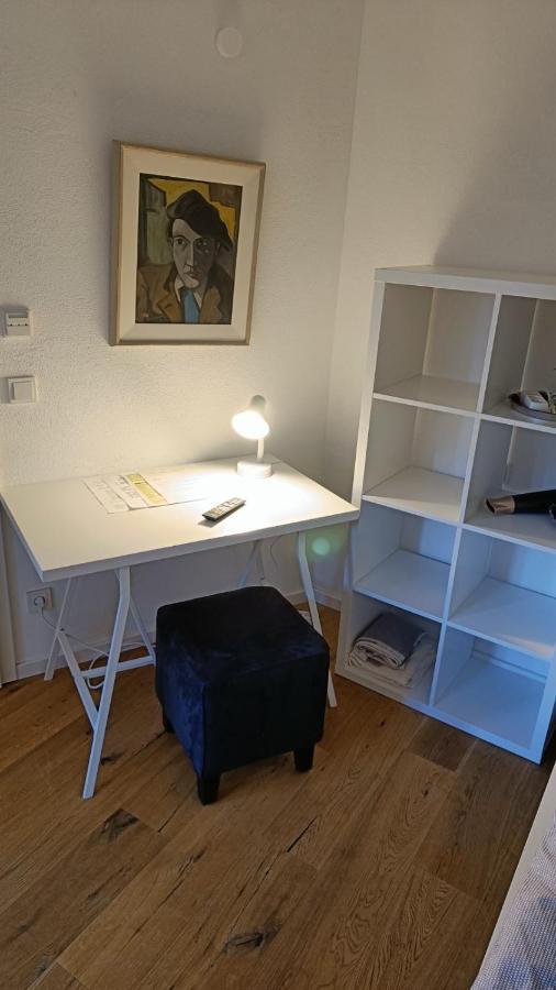 Apartments & Moeblierte Zimmer In Kahl Am Main, Kontaktloser Self Check-In, W-Lan, Schreibtisch, Duschbad, Kuechenzeile, Pkw-Plaetze Zewnętrze zdjęcie